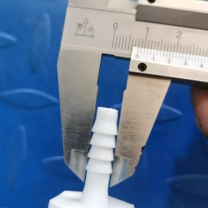 Штуцер 1/2 дюйма - 6 мм