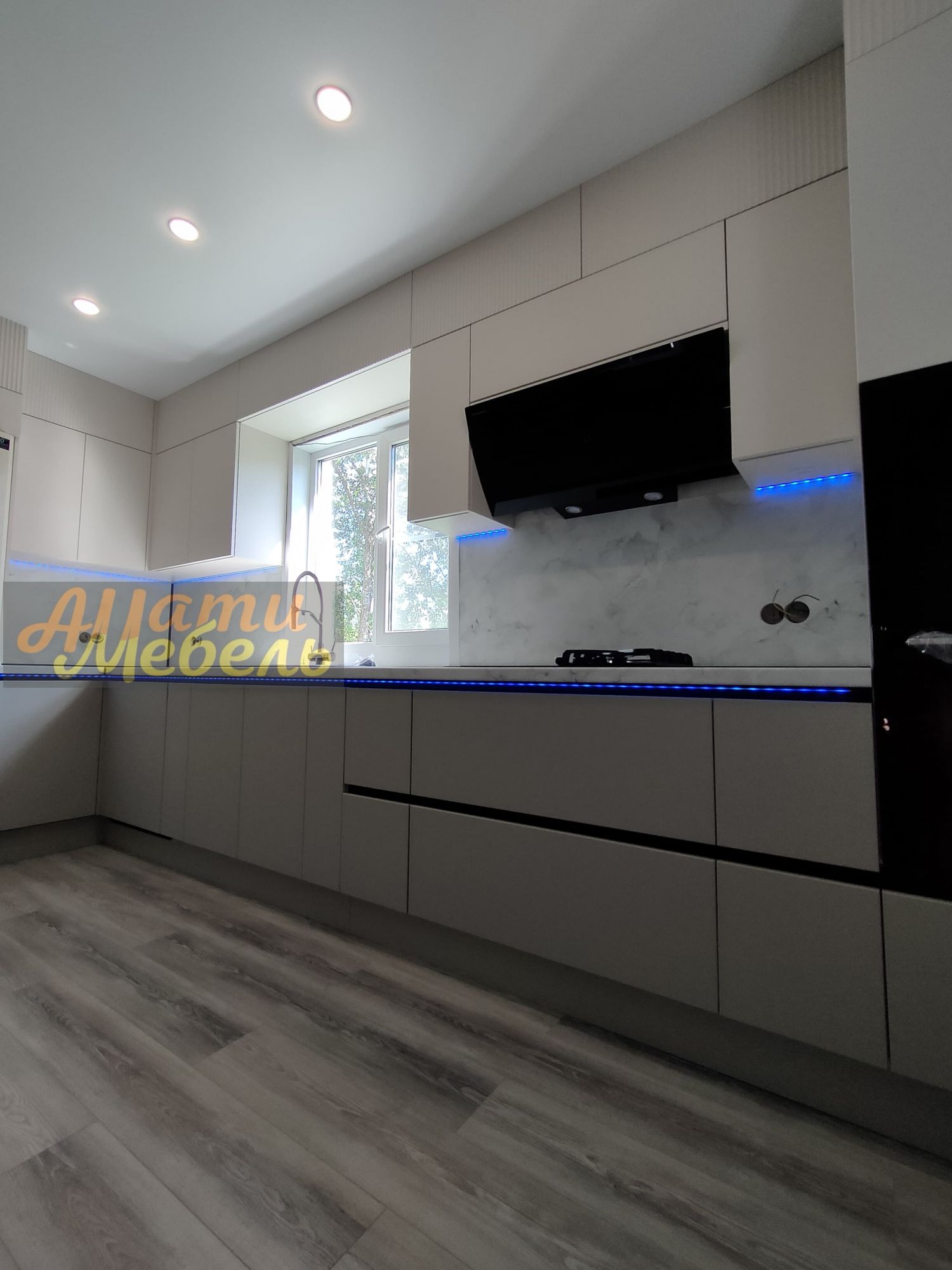 кухонный гарнитур