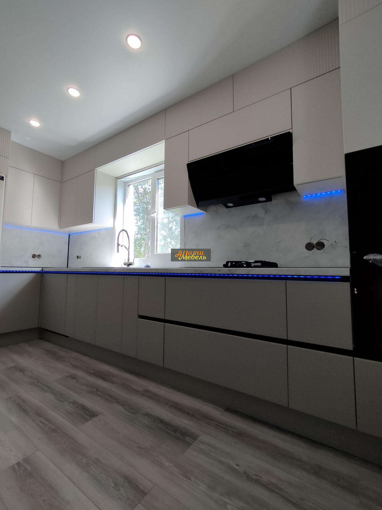 кухонный гарнитур