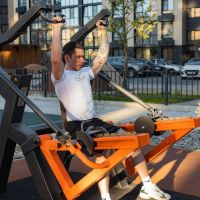 Power-1801.1 Уличный тренажер Жим вверх с переменной нагрузкой