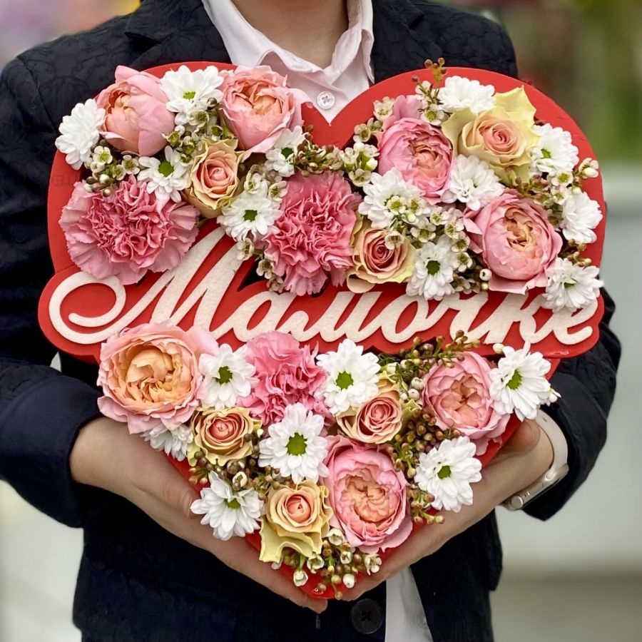 Композиция в коробке сердца для мамочки