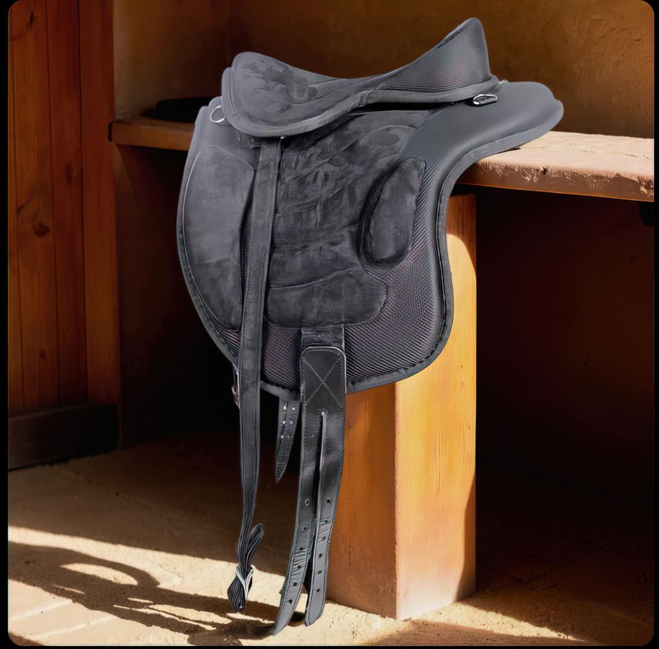 Безленчиковое  седло Treeless. HKM