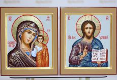 Венчальная пара: Казанская БМ и Господь Вседержитель 17х21 см (рукописные иконы, нимб - сусальное золото)