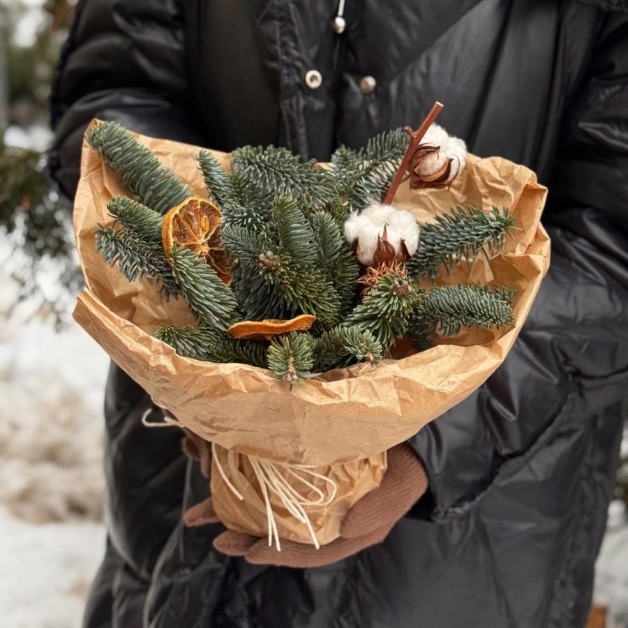 Новогодняя композиция с натуральным декором #112