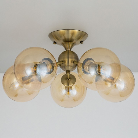 Потолочная люстра Томми CL102153