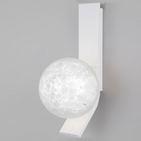 Бра Luxor 40019/1 белый