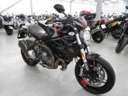 DUCATI MONSTER 821