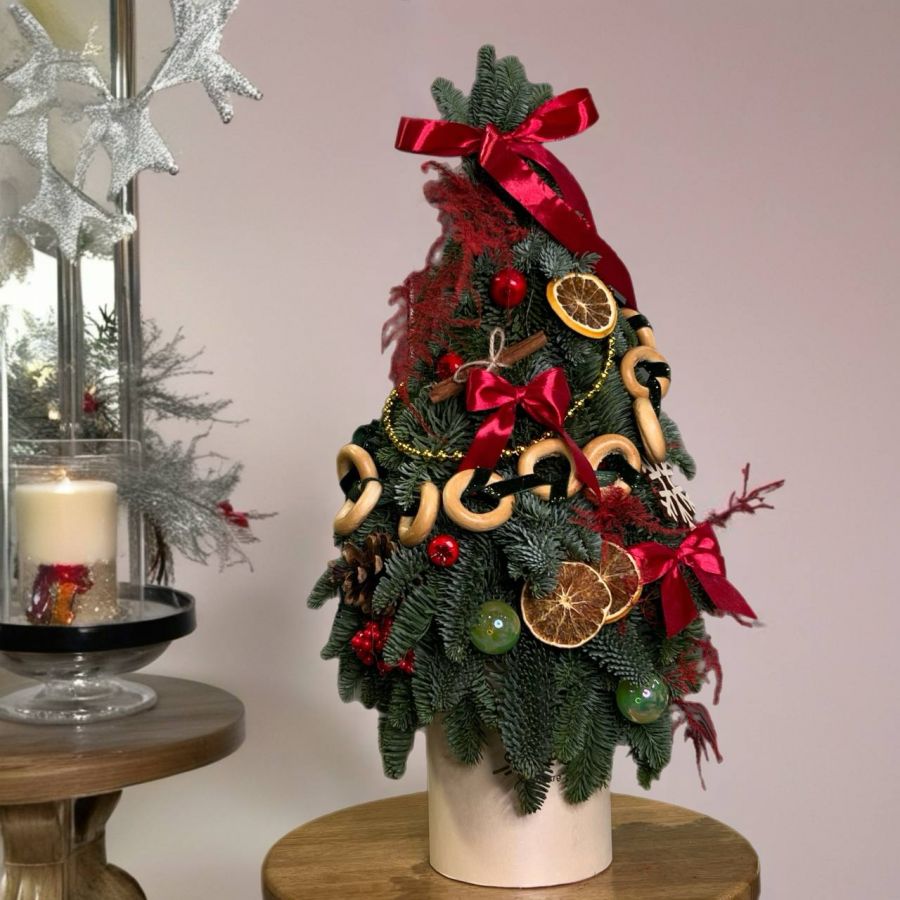 Елочка из нобилиса