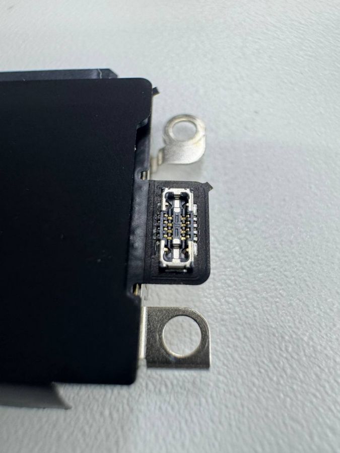 Apple iPhone 15 шлейф с разъёмом SIM оригинал с разбора (снятый)