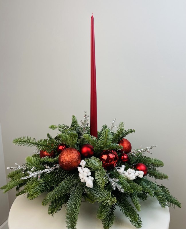 Новогодняя композиция "Красная свеча"