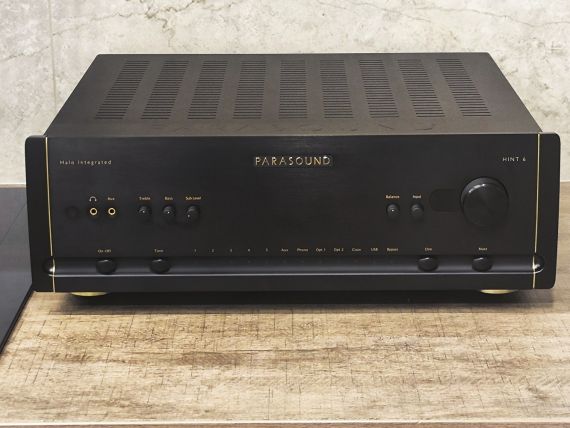 Усилитель Parasound Hint 6