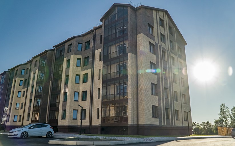 2-комнатная квартира 62,42кв.м. Авиаторов 1Е