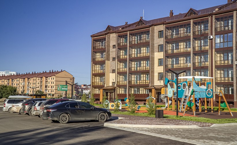 2-комнатная квартира 62,42кв.м. Авиаторов 1Е