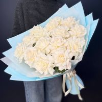 Белые французские розы Мондиаль