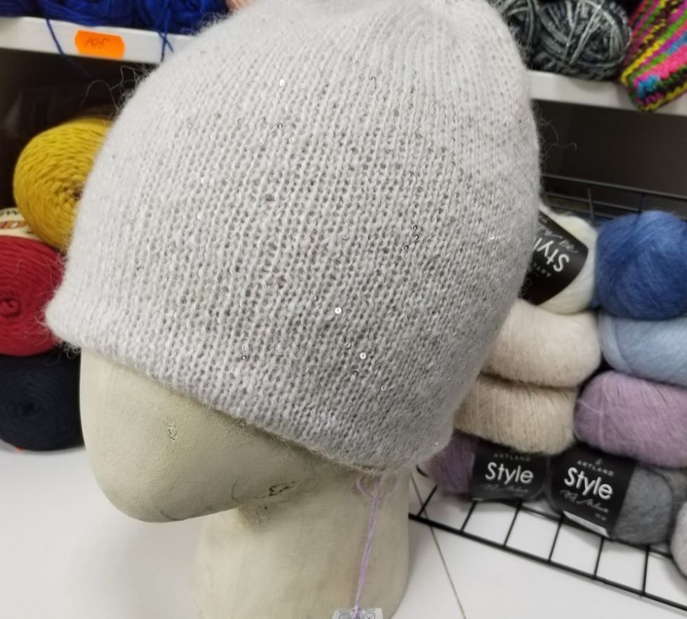 Шапка "Двойная бини Style Glow" ручная работа (М-Style Glow двойная)