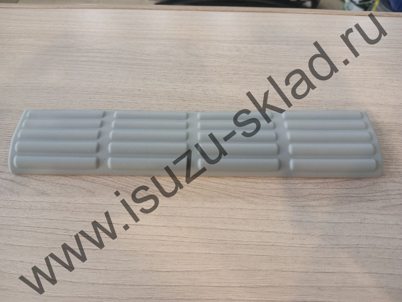 Накладка бампера левая верхняя fvr34