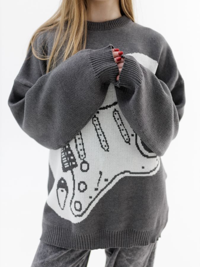 Свитер с электрогитарой