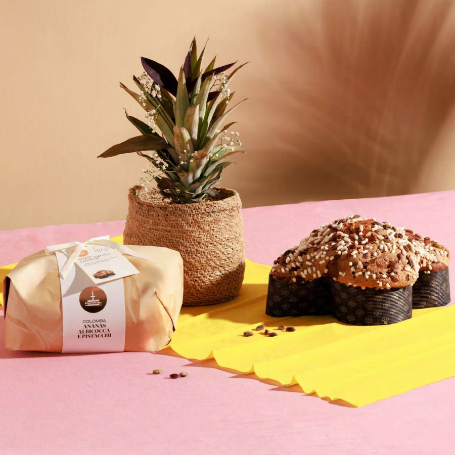 Коломба с ананасом и абрикосом Fiasconaro 750 г, Colomba Ananas e albicocca 750 g