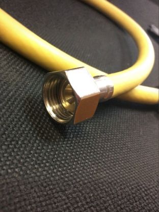 Подводка для газа 3/4"х1 м, г-ш, ПВХ, ELKA