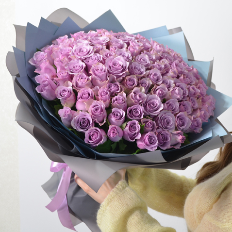 101 сиреневая роза (Высота букета: 50см)