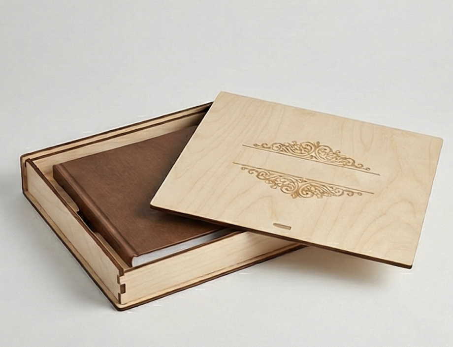 Коробка для книги/альбома с гравировкой
