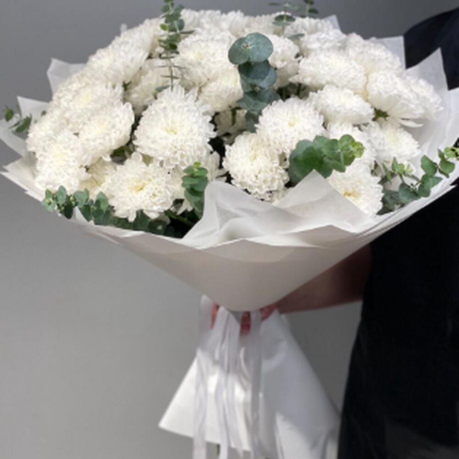 Букет белых Хризантем "Гармония"