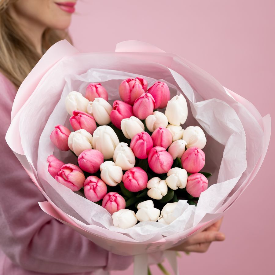 Тюльпаны розовый и белый от 15шт