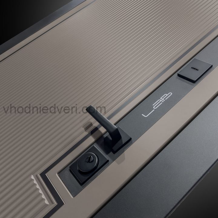 Входная дверь Лабиринт Лаб 1 Про - 12 Венге