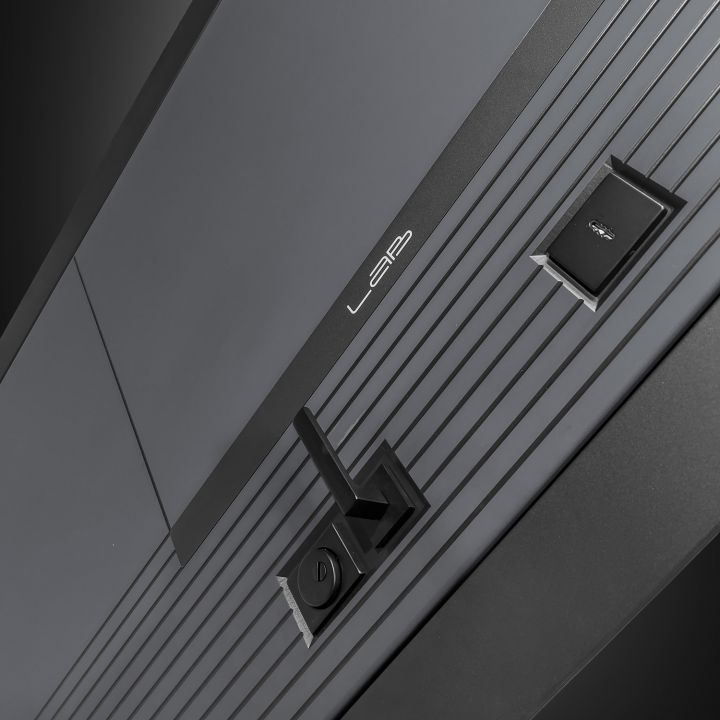 Входная дверь Лабиринт Лаб 2 Про - 12 Беленый дуб