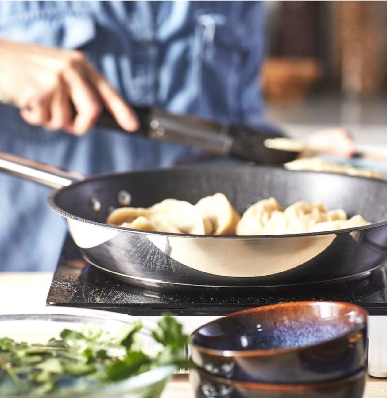 IKEA 365+ ИКЕА/365+ IKEA 365+ ИКЕА/365+ Сковорода, нержавеющ сталь/антипригарное покрытие, 28 см Сковорода 28 см