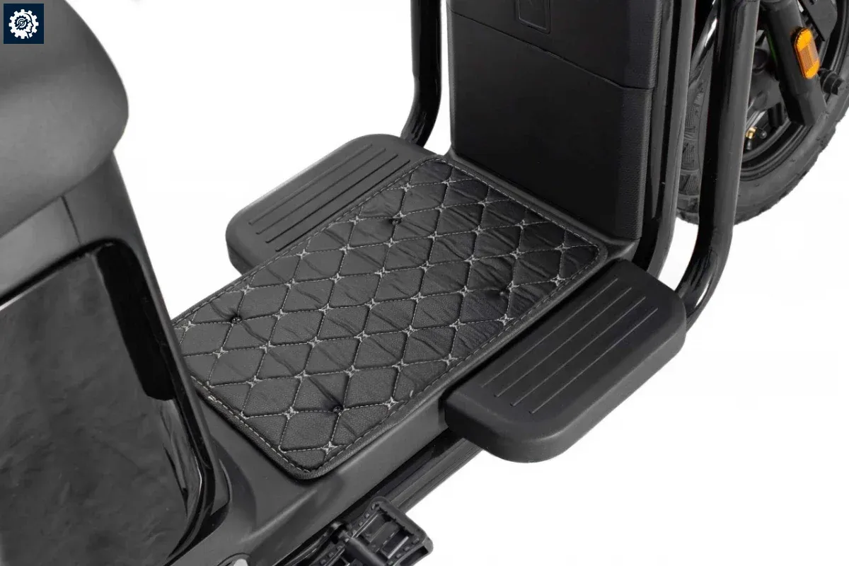 Подножка и удобства IKINGI XC-2