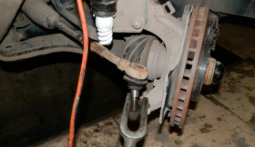 Удаление Окислов С Рулевых Наконечников на Автомобиле Варшавское шоссе 170Бс7