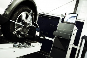 Проверка Рулевого Управления На Стенде Сход Развала на Автомобиле Варшавское шоссе 170Бс7