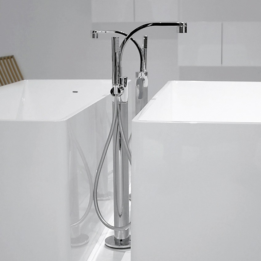 Смеситель напольный Flaminia One 112580 Free-Standing Bath Mixer