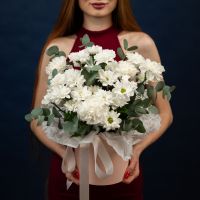 Шляпная коробка размер М (с ромашкой)