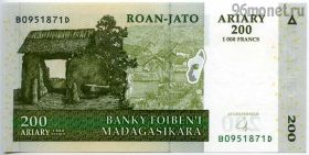Мадагаскар 200 ариари 2004