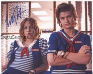 Автографы: Майя Хоук, Джо Кири. Очень странные дела / Stranger Things