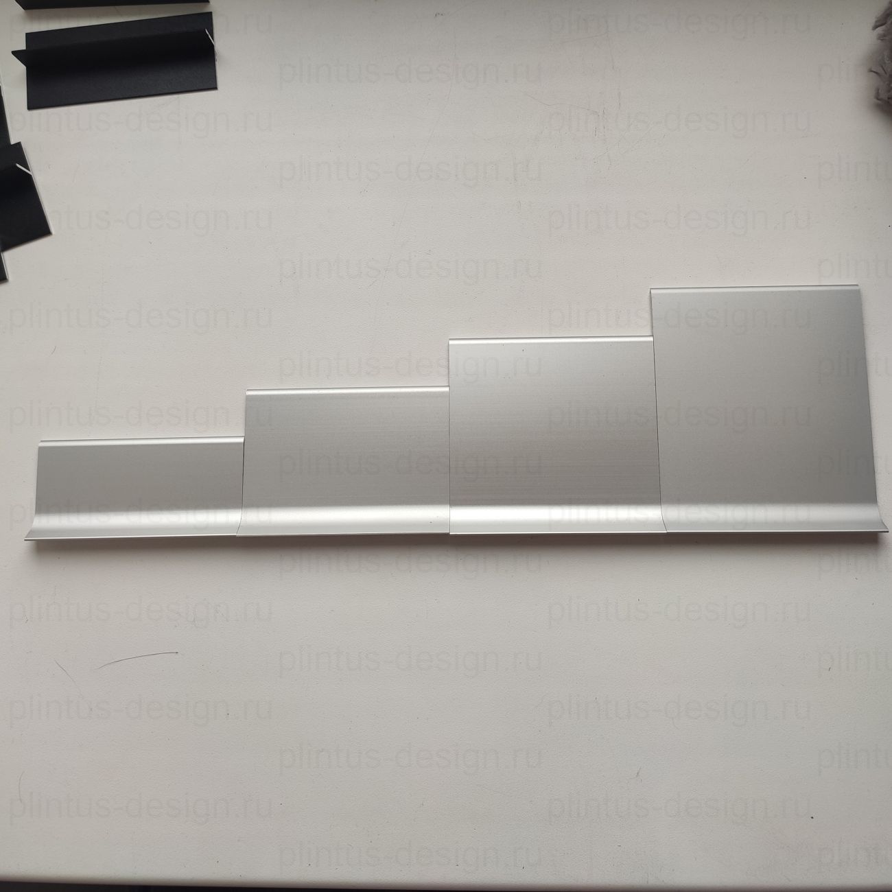 Алюминиевый плинтус ALProfile П-100