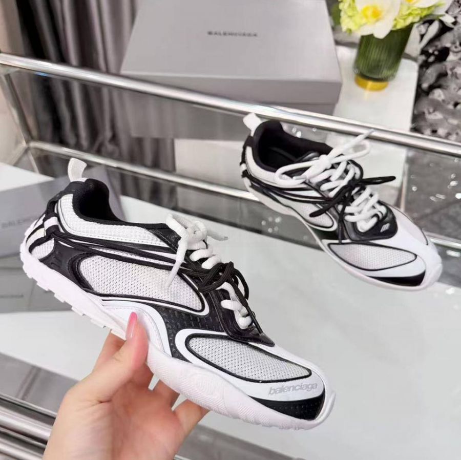 Кроссовки BALENCIAGA RADAR GRADIENT Premium
