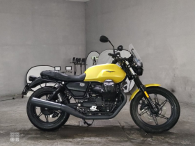 MOTO GUZZI V7 STONE