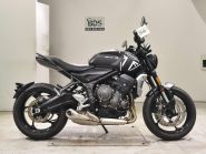 TRIUMPH TRIDENT660