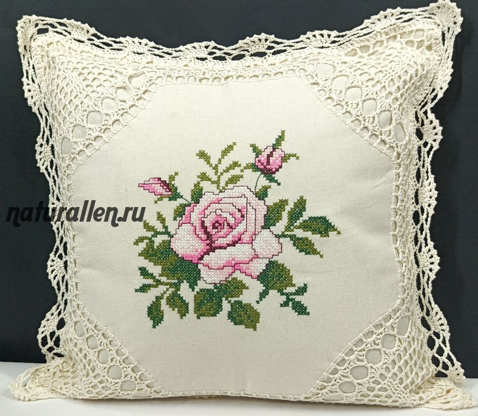 Льняная подушка "Розочки" 45*45 в декоративной наволочке (ручная работа)
