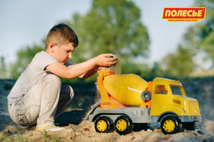 "Богатырь", автомобиль-бетоновоз