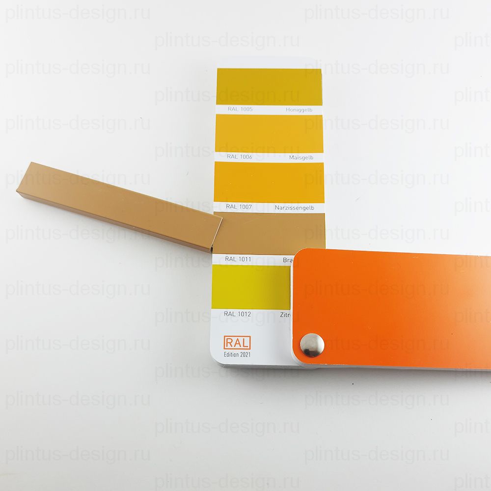 L-образный щелевой плинтус ФЕСО коричнево-бежевый RAL1011