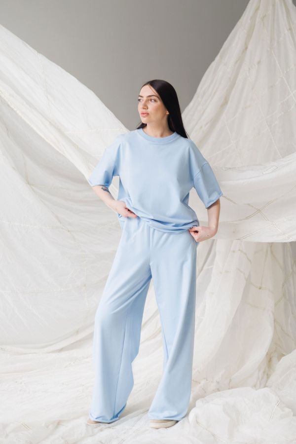 Футболка оверсайз небесного цвета