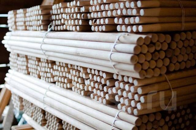 Черенок для грабель (d=30мм, L=1200мм) деревянный высший сорт