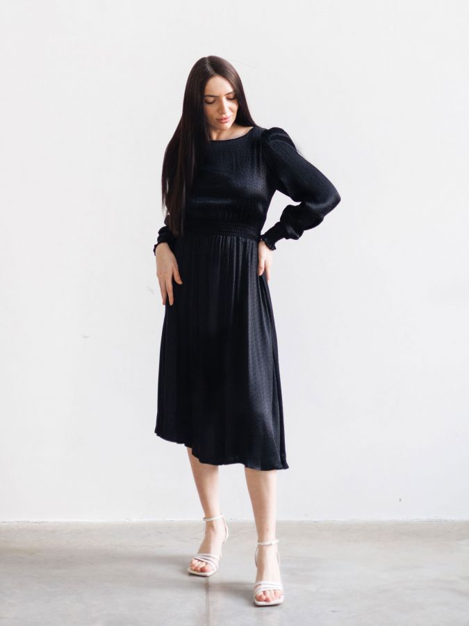 Платье Nero из вискозы черное