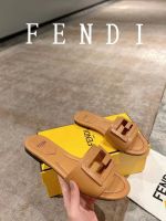 Шлепанцы FENDI коричневые