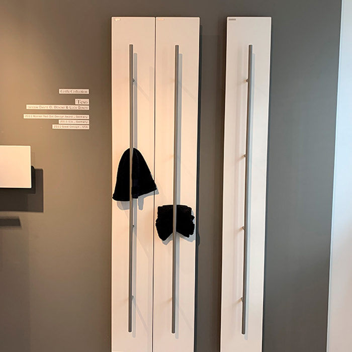 Изображение Полотенцесушитель электрический Antrax Teso 25x150H см, рейлинг: хром, цвет: белый матовый