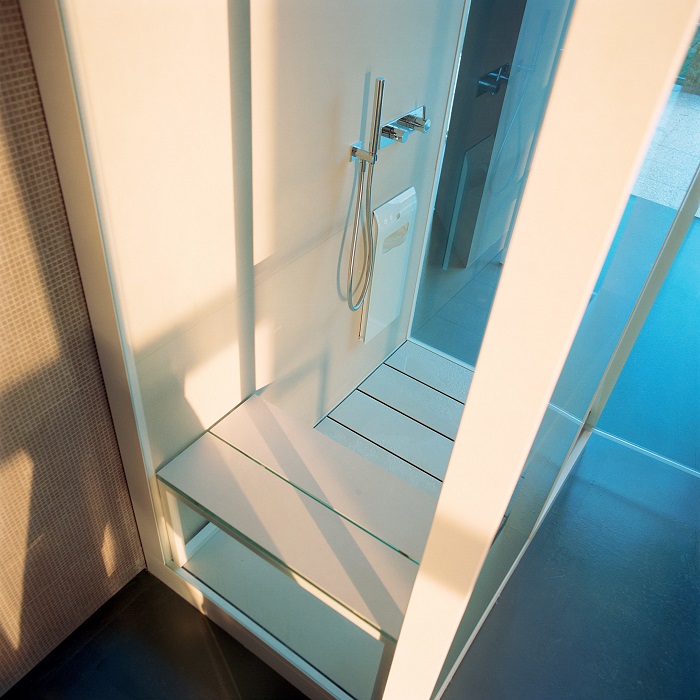 Изображение Скамейка Effe Logica  114x41x45см, конструкция из алюминия, сиденье из ламинированного керамогранита толщ. 3.5 мм и закаленного стекла толщ. 15 мм, цвет: sand